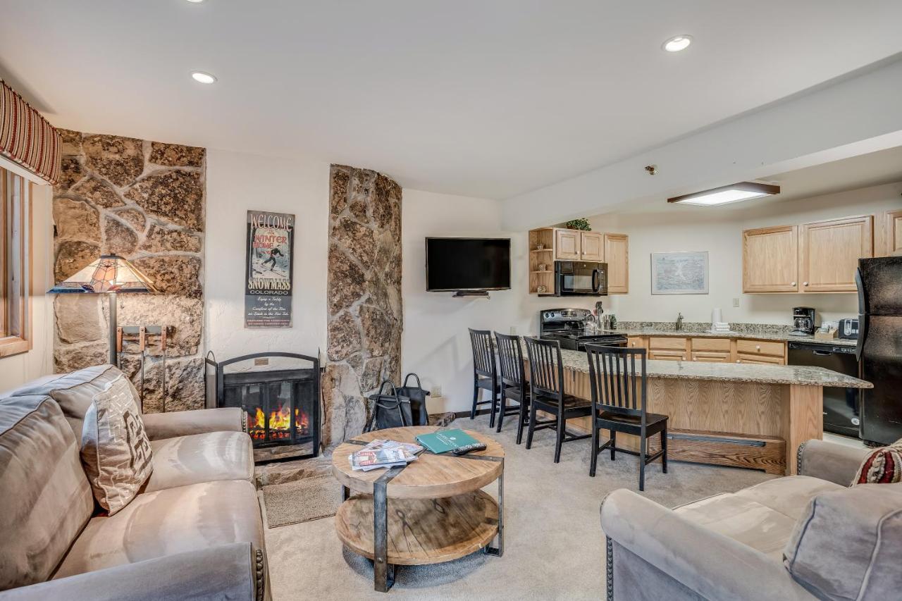 Laurelwood Condominiums 307 スノーマス・ビレッジ エクステリア 写真