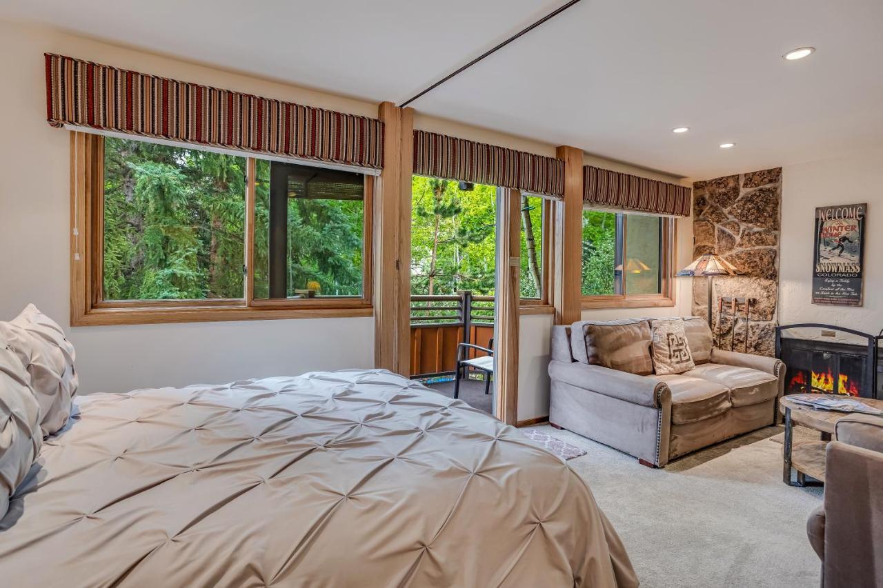 Laurelwood Condominiums 307 スノーマス・ビレッジ エクステリア 写真