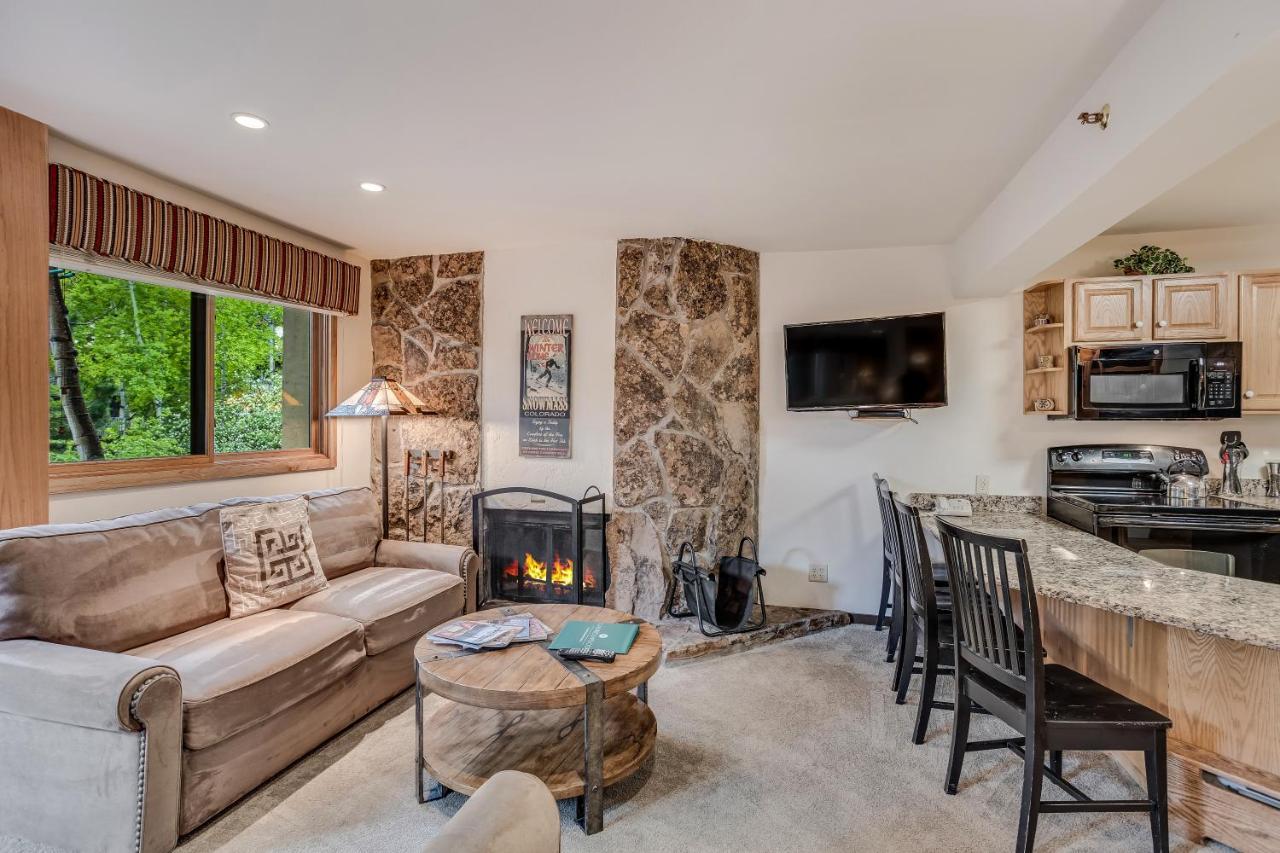Laurelwood Condominiums 307 スノーマス・ビレッジ エクステリア 写真
